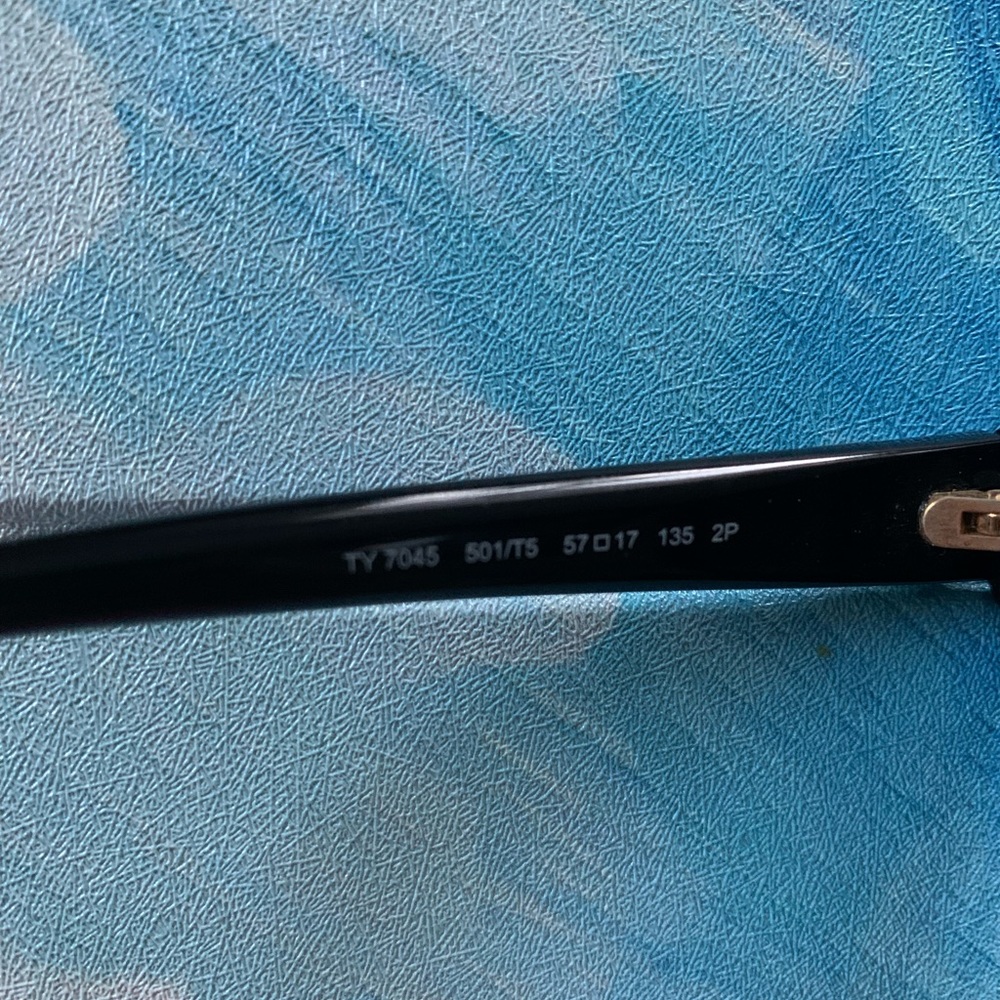 Tory Burch sunglasses - Picture 6 of 7